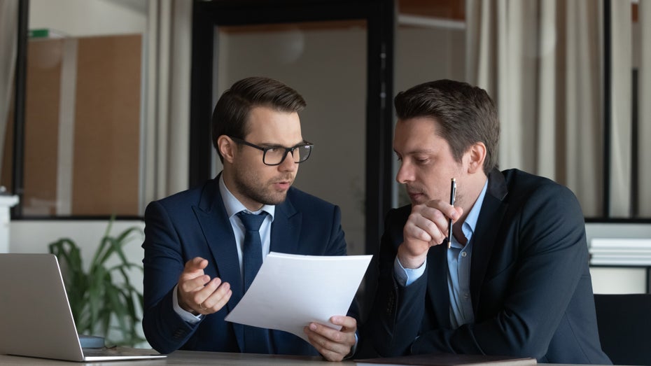 Jurist warnt: Wann du bei Kündigung leer ausgehen könntest – und wie du es vermeidest Jurist warnt: Wann du bei Kündigung leer ausgehen könntest – und wie du es vermeidest