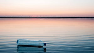 Satelliten und Bojen machen Plastikmüll im Ozean ausfindig