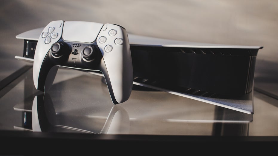 Die Playstation 5 bekommt ein Update. (Foto: Mohsen Vaziri / Shutterstock) Playstation 5: Software-Update und neue Details zur Konsolen-Revision