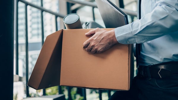 Meta will neben Kündigungen auch 7.000 Angestellte in neue KI-Jobs versetzen