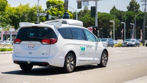Einfach zu lernen, schwer zu meistern: Waymos Robotaxis wagen sich auf die Autobahn Einfach zu lernen, schwer zu meistern: Waymos Robotaxis wagen sich auf die Autobahn