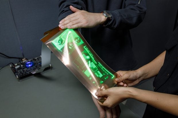 Stretch Device Led LGs Stretch-Micro-LED-Display ist fast so dehnbar wie ein Gummiband | t3n