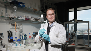 Grüne Energie für alle: Dieses Solar-Gerät braucht nur Luft, um daraus Wasserstoff herzustellen