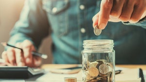 Warum Tagesgeldzinsen schwächeln, während Kredite sogar teurer werden 