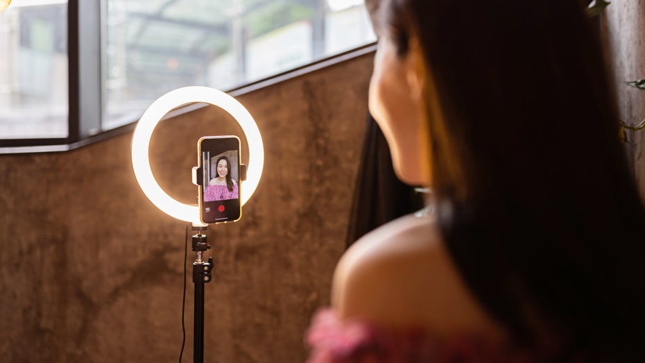 Neuer Tiktok-Filter „Bold Glamour“ in der Kritik: „Habe mich nie hässlicher gefühlt“ Neuer Tiktok-Filter „Bold Glamour“ in der Kritik: „Habe mich nie hässlicher gefühlt“