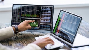 Finanzunternehmen setzen auf KI-Tricks: Wie Anleger sich schützen können