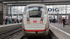 Deutsche Bahn teilt Verspätungsinfos: Diese Online-Plattformen machen den Anfang