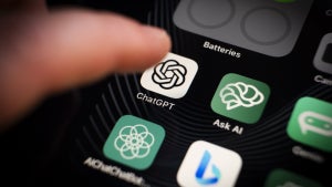 ChatGPT und Copilot: Hacker können KI-Nachrichten einfach ausspähen ChatGPT und Copilot: Hacker können KI-Nachrichten einfach ausspähen