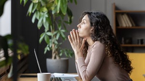 Wellbeing-Washing: Oura-Ringe und Yoga-Apps sind keine Heilsbringer