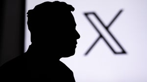 Warum Elon Musks X jetzt Werbekunden verklagt