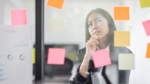 Agenturen im Umbruch: Schafft KI die Berater gleich mit ab? Agenturen im Umbruch: Schafft KI die Berater gleich mit ab?