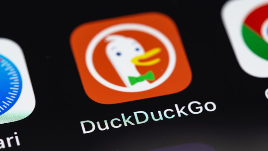 Einige Duckduckgo-Features befinden sich in Safari. (Foto: Primakov/Shutterstock) Duckduckgo wurde fast zur Apple-Suchmaschine, doch Bing war im Weg