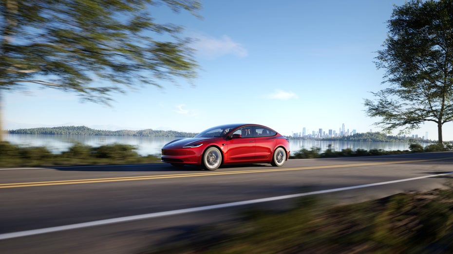 Tesla Model 3 wird beim TÜV-Report 2024 Letzter: Das sind die Gründe Tesla Model 3 wird beim TÜV-Report 2024 Letzter: Das sind die Gründe