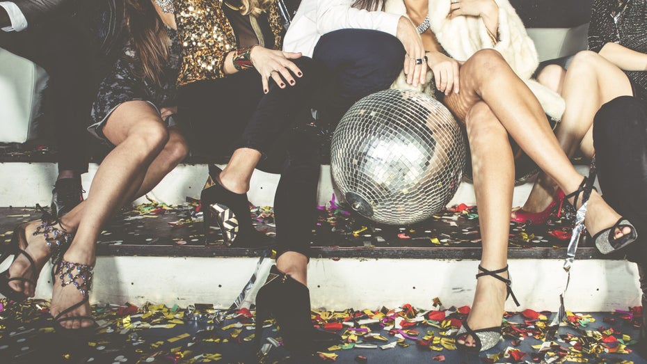 Kann ich Überstunden für die Weihnachtsfeier einreichen? Eine Juristin klärt auf