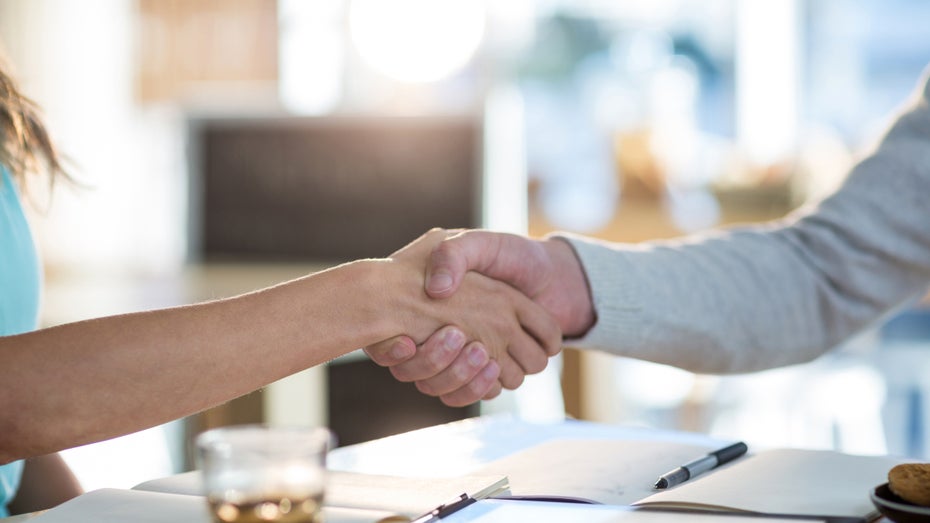 Teuer und schlecht erreichbar – darum trauen die Deutschen ihrer Bank nicht so recht