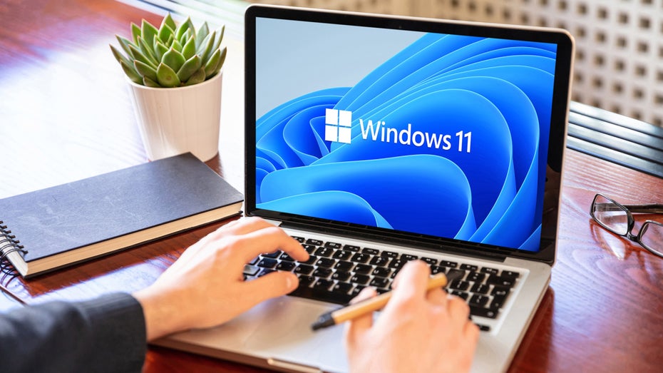 Die moderne Optik von Windows 11 gefällt gut. Allerdings braucht man auch starke Nerven fürs System. (Bild: rawf8 / Shutterstock) Windows 11 macht wirklich keinen Spaß – und das liegt an 3 Dingen