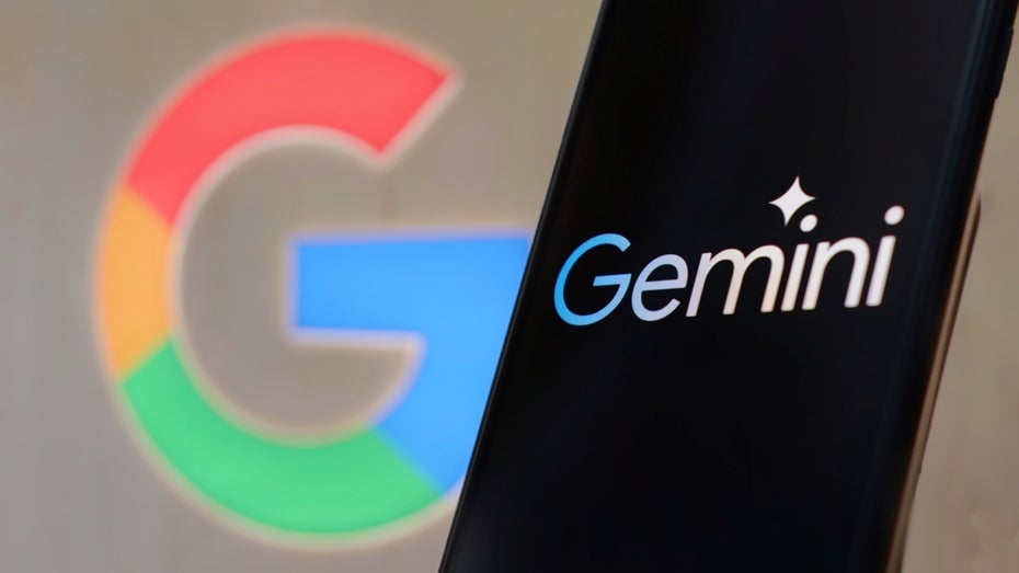 Googles virtueller KI-Assistent hat ein spannendes Update erhalten: Eine neue Funktion zur Bildschirmerkennung macht Gemini noch hilfreicher. (Foto: Poetra.RH/Shutterstock)
Googles virtueller KI-Assistent hat ein spannendes Update erhalten: Eine neue Funktion zur Bildschirmerkennung macht Gemini noch hilfreicher. (Foto: Poetra.RH/Shutterstock)