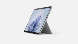 Von KI erstellt? Microsoft bewirbt Surface Pro mit falscher Software