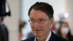 Karl Lauterbach auf Tiktok: „Soziale Medien nicht der AfD überlassen”