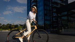 Ungewöhnliche Materialwahl: Dieses E-Bike ist ultraleicht