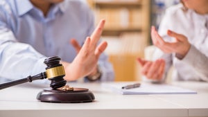 Eingabefehler in Online-Portal: Falsches Ehepaar geschieden