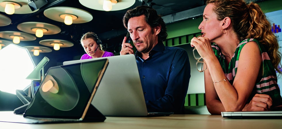 Feuer und Flamme: Wie KMU Mitarbeitende mit Mobile Work überzeugen