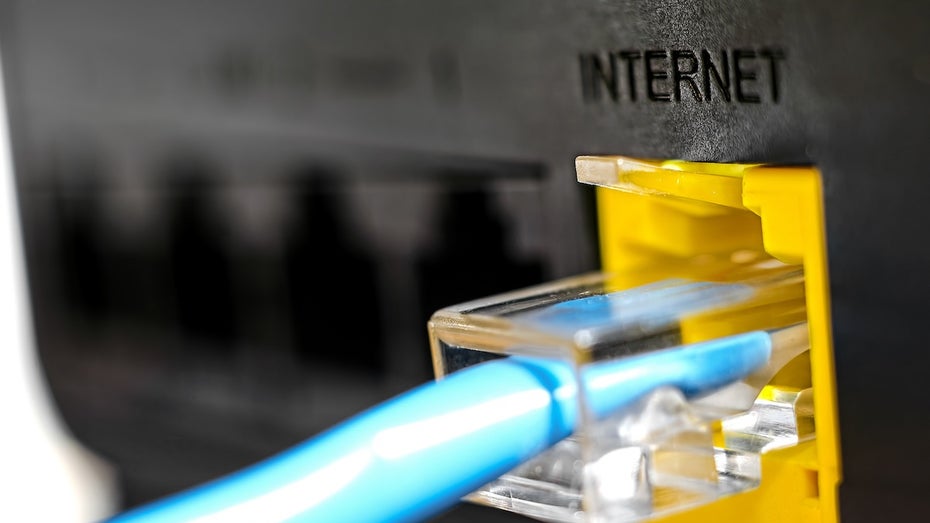 Bundesnetzagentur dreht auf: So schnell muss dein Internet jetzt mindestens sein