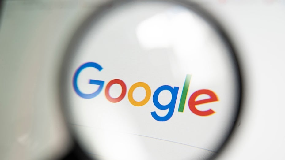 Das Google-Tool schaut ganz genau hin, ob es sich um KI-generierte Inhalte handelt. (Bild: Shutterstock/Melnikov Dmitriy) Mit diesem Google-Tool könnt ihr prüfen, ob Inhalte per KI erstellt wurden