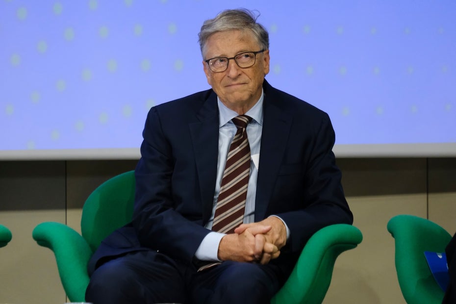 Bill Gates will KI einhegen und Robotereinsatz besteuern