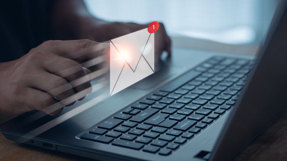 E-Mails bei Microsoft: Diese Studie beleuchtet Kommunikationsstrukturen im Konzern