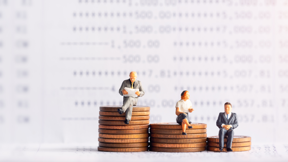 Aktien, ETFs und Versicherungen: Wie du für deine Rente vorsorgst