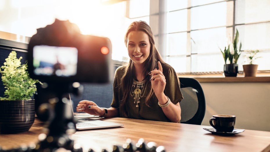 Linkedin vs. Tiktok: Wie unterschiedlich sind Business-Inhalte auf den Plattformen?