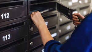 Identität und Geld gestohlen: Aktuell solltet ihr Briefe von Banken genau untersuchen