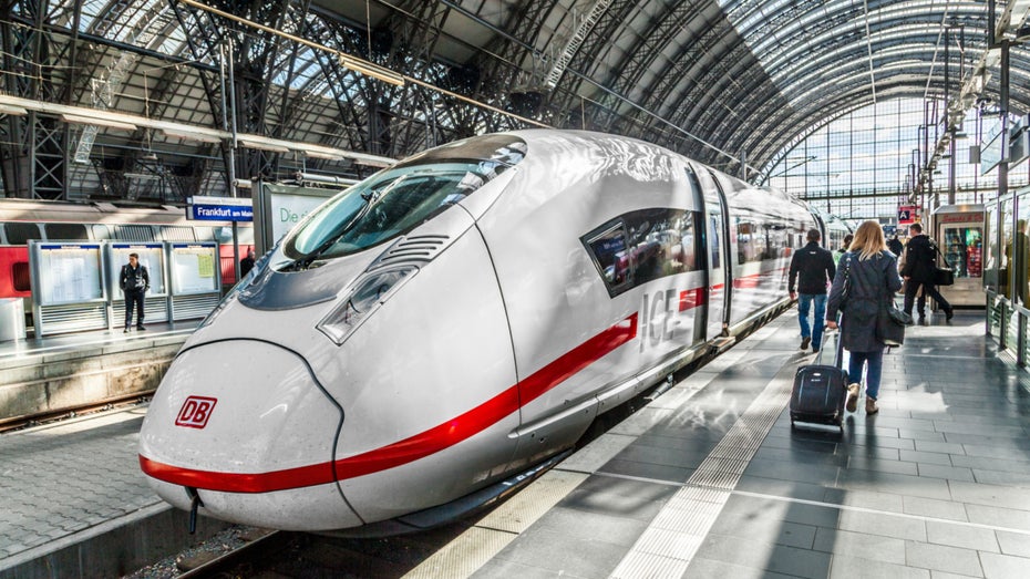 Pünktlich ankommen mit der Deutschen Bahn? Mithilfe einer KI gestützten App in Zukunft besser planbar. (Foto: travelview / Shutterstock)