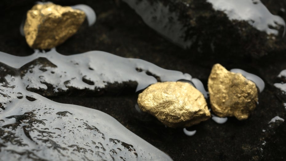 Forscher:innen erklären Bildung von Goldnuggets. (Foto: New Africa/Shutterstock) Gold Nuggets