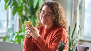 „Android oder iOS?” – Whatsapp bringt interaktive Fragen direkt in den Status