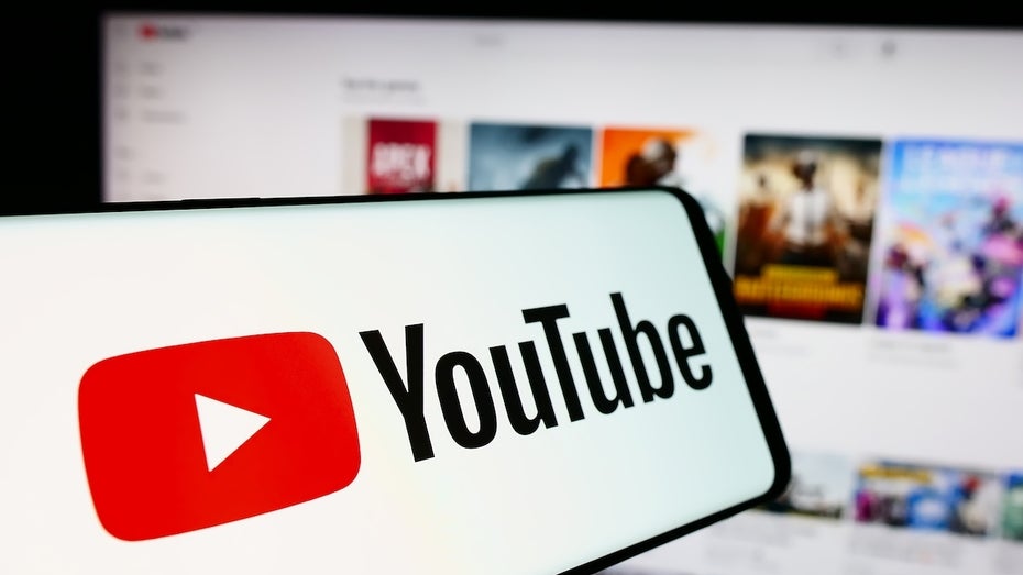 Youtube hat neue Regeln für Videos mit expliziten Inhalten festgelegt. (Bild: Shutterstock/T. Schneider) Trump-Effekt: So willkürlich moderiert Youtube problematische Inhalte