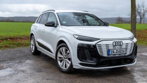 Audi Q6 E-Tron im Test: Das E-SUV punktet mit hoher Ladeleistung – aber wo ist der Vorsprung durch Technik?