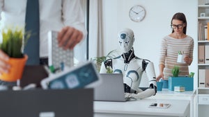 Microsoft-Studie zeigt: KI-Nutzung macht Menschen unkritischer