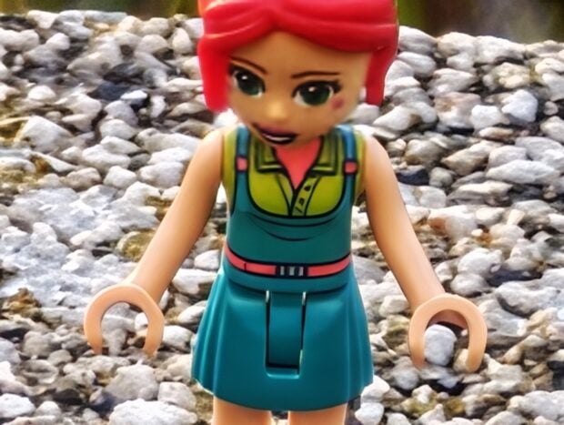 Eine Legofigur in der Nahaufnahme.