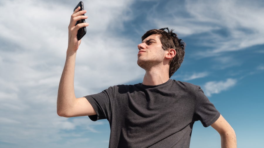 Google verrät: Warum Mobilfunkanbieter die Empfangsbalken auf eurem Android-Smartphone verändern können Google verrät: Warum Mobilfunkanbieter die Empfangsbalken auf eurem Android-Smartphone verändern können