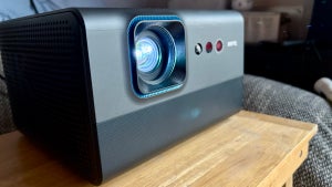 BenQ GP520 im Test: Kann dieser Beamer wirklich ohne Leinwand überzeugen?