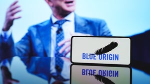 Wie Jeff Bezos mit Blue Origin zu SpaceX aufholen will – und welche Rolle Amazon dabei spielt