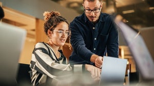 Nicht nur Leistung zählt: SAP benotet jetzt, wie gut Mitarbeiter miteinander umgehen