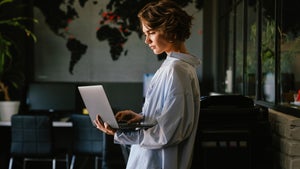 Uni-Abschluss und Jobsuche: Die bittere Wahrheit für junge Akademiker