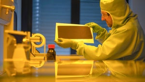 Prädikat „PFAS-frei”: Warum die Suche nach Alternativen für die Chemikalie schwierig ist