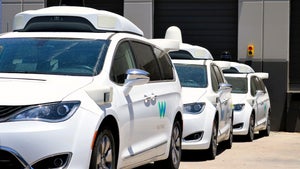 Waymo-Taxi sorgt für Stau in einem Drive-in: Wie das autonome Fahrzeug in diese Lage gekommen ist