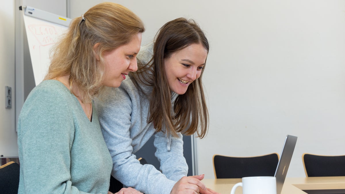 Dein Weg zum Master in Digitalem Journalismus: t3n fördert Stipendium für freie Tech-Journalist:innen: Dein Weg zum Master in Digitalem Journalismus: t3n fördert Stipendium für freie Tech-Journalist:innen: