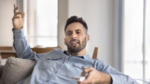 Werbepsychologe erklärt: Warum Amazon Prime dich absichtlich mit nerviger Werbung quält