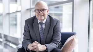 Glücksforscher verrät: Was uns wirklich zufrieden macht – und was nicht